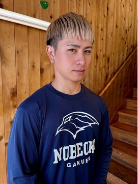 ラパンセベージュ(LA PENSEE BEIGE) ブロンドマッシュショート