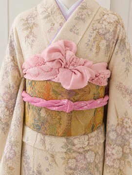 美容室サラサ 山鼻店 変わり結び