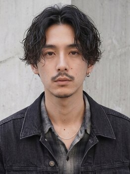 elu-men's perm&men's cut-新小岩【エルメンズパーマ&メンズカットニュアンスパーマ】の写真/トレンド感抜群で自然な動きニュアンスパーマ・フェザーパーマ・シャドウパーマで差をつける/新小岩/men's