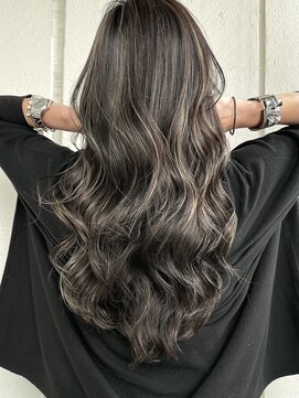 アイヴィ 表参道(IVY) ハイライト ハイライトカラー レイヤーカット グレージュ 井坂