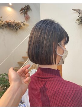 ノルン(norn.) シンプルボブ/ボブショート/ヴェールカラー/ヌーディベージュ