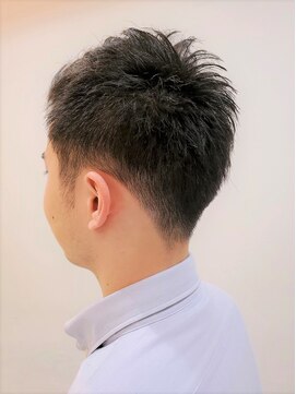 ヘアーデザイン ミヤビ 広尾(HAIR DESIGN MIYABI) ビジネスマン向け　スッキリ刈り上げ！かき上げスタイル