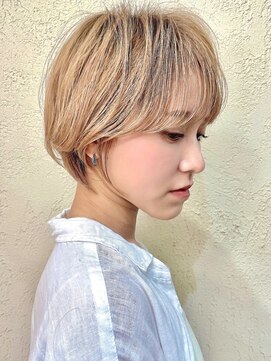 アマトウキョウ 表参道(AMA TOKYO) ハイトーンショートヘア　岩井スタイル