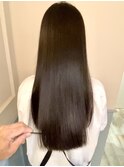 美髪ストレート切りっぱなしロング艶髪
