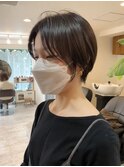 大人可愛い前下がりショートボブ丸みショート20代30代40代