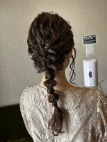 ラブヘアーグリーン(LOVEHAIRGREeN) 編みおろしヘアアレンジ