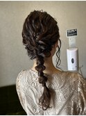 編みおろしヘアアレンジ