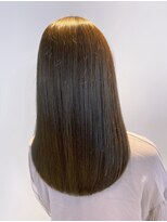 グランドライン(GRAND LINE)&nbsp;《GRANDLINE友田千栄》艶髪ロングスタイル　髪質改善