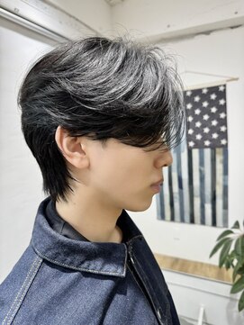 ネイビー(NAVY) センターパート ウルフヘア カルマパーマ ニュアンスパーマ