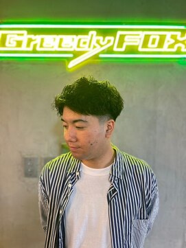 グリーディーフォックス 代々木(Greedy FOX) 波巻き/ハイライト/マッシュパーマ/ウルフ[シェービング]