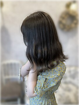 カルム ヘアー レーヴ(Calm hair reve) 【Utsumi】裾カラー×ミディアム