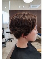 ビスポーク(BESPOKE)&nbsp;スタイリングが楽になる◎レディースセンターパートパーマ