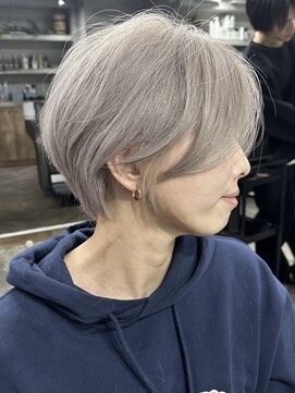ハーシーバイアポロ 相模大野(HERSHE by apollo) 縮毛矯正,レイヤー,縮毛矯正,白髪ぼかしハイライトショート白髪