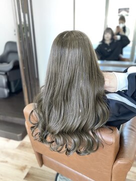 トータルビューティーオアシス(total baeuty OASIS) オリーブベージュ