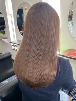 【髪質改善/憧れのシルエットに＊】髪の芯から潤いを与え、ハイトーンでも艶髪を叶えます！