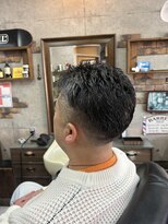 アールズ ヘア(R's hair)&nbsp;MEN’S HAIR/サーフカール/刈り上げセンターパート/印西