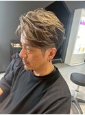 フェザーショートアップバングセンターパートメンズハイライト