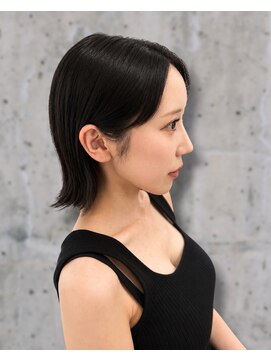 カットワークススリックバイフェローズ(CUT WORKS SLICK by fellows) 広がりを抑えてまとまる艶ミディアムヘア