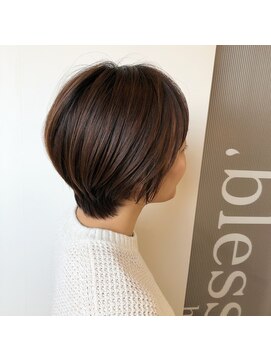 ブレス(bless) ナチュラルショート