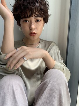 フランチェスカ(Francesca) 外国人風クセ毛パーマスタイル