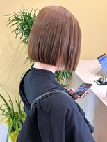 トローノ 栄(TRONO)&nbsp;マロンベージュ（ブリーチなし）　切りっぱなしボブ