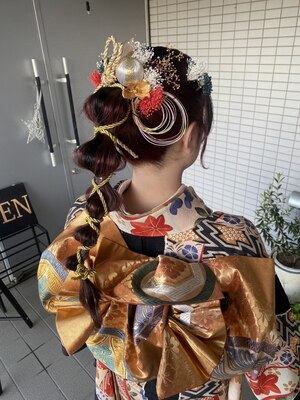 女性スタイリストのみ在籍★同性目線で可愛くします！ライブや結婚式などのイベントにもぜひ◎