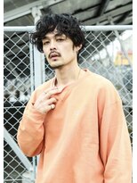 ネイビー(NAVY)&nbsp;スパイラルパーマスペインカールメンズ波巻きパーマ