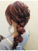 サーティーン(THIRTEEN)&nbsp;ヘアアレンジ☆サイドぽこぽこhair(*^-^*)【20代】