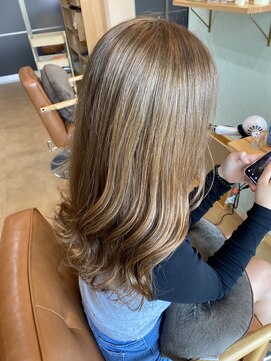 ワンワールドパルク(One World Parc) ベージュカラー