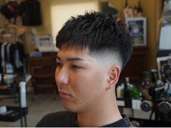 アパッシュ 東光店(Apache)の写真/Apacheでしか表現できないBarberスタイルを。メンズパーマやフェードなど、人気デザインも幅広くご対応。