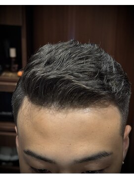 ヒロギンザ 六本木店(HIRO GINZA) 前髪ふわっと毛流れアイロンパーマ