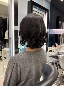 アピッシュ ギンザ(apish ginza) 伸ばしかけボブパーマ/コテ巻き風パーマ/伸ばしかけ/ミディアム