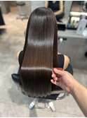 【ふわっと美髪ストレート】軽やかで可愛らしい縮毛矯正