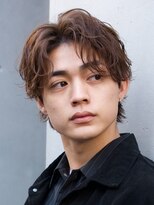 バイフィフス 原宿/表参道(by fifth)&nbsp;原宿センターパートヘアツイストスパイラルパーマブラウンカラー