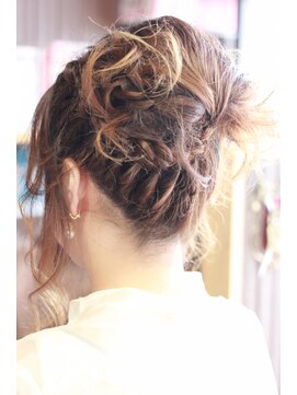 オーバーキャプテンネイキッド(OVER CAPTAIN NAKED) ボリューム＆カール＆編み込みＭＩＸへアセット