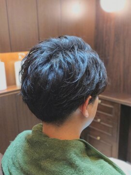 バーバーリング メソッド(BARBERING METHOD) クール男子 柔らかふんわりパーマスタイル
