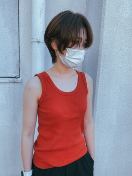 サーリー(SURLY) ハンサムショートカルマヘアー前下がりセンターマッシュウルフ