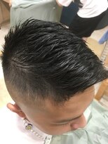 ヘアサロンアンドヘアメイクディー(hair salon hair make D)&nbsp;仙台D　七三スキンフェード ブラッククロップ 夏style