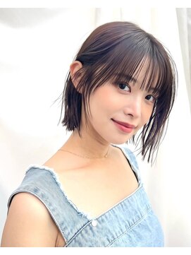 アフロートリノ(AFLOAT Leino) 【修】20代30代40代◎透明感カラー×韓国切りぱなしボブ