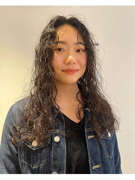 ナループロアツム(Nalu pu loa Tsum) ロングウェーブパーマ/ハードパーマ/くせ毛風パーマ/黒髪パーマ