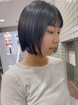 モリオ フロム ロンドン 大宮2号店(morio from London) 【なかじま ひびき】黒髪切りっぱなしボブ