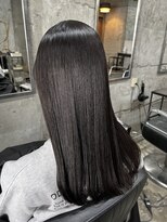 ココ 本八幡(KOKO)&nbsp;★デザインカラー/レイヤーカット/ウェットヘアオリーブベージュ