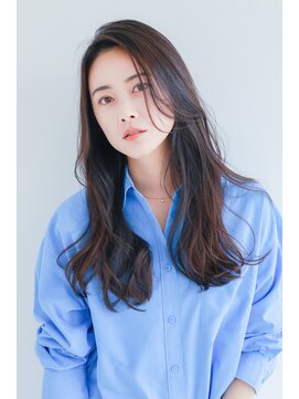 モアナヘア(moana hair) 緩巻きヘアー