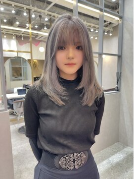 ロンド レア 天神大名店(Lond Le’a) 天神大名ダブルカラーケアブリーチハイトーンレイヤーカット韓国