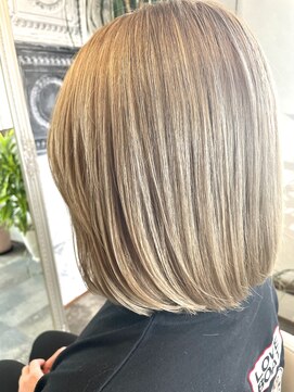 ウルトラヘアー ULTRA HAIR ホワイトベージュ