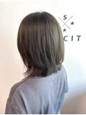 透明感オリーブグレージュ×くびれボブ