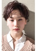 耳出しベリーショート