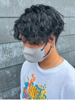 ヒュイル バイ ニアウ(Hwyl by Niau)&nbsp;メンズマッシュパーマ波巻きスパイラルパーマニュアンスパーマ