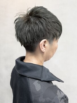 メグロ 相模大野(MEGURO) スパイキーショート/ブルーブラック/フェザーパーマ/メンズ115