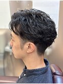 メンズフェードカット爽やかパーマ短めツーブロック